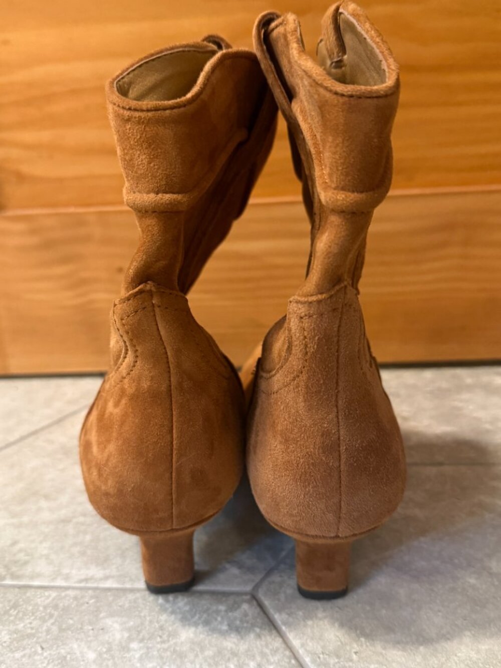 Sam Edelman Taryn Suede Pull On Western Point Squared Toe Kitten Heel Boots 8.5 - Picture 10 of 13